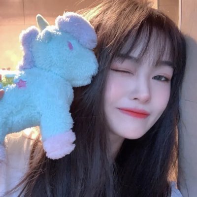 绿茵春色